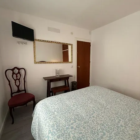Torremolinos Apartment * 托雷莫利诺斯
